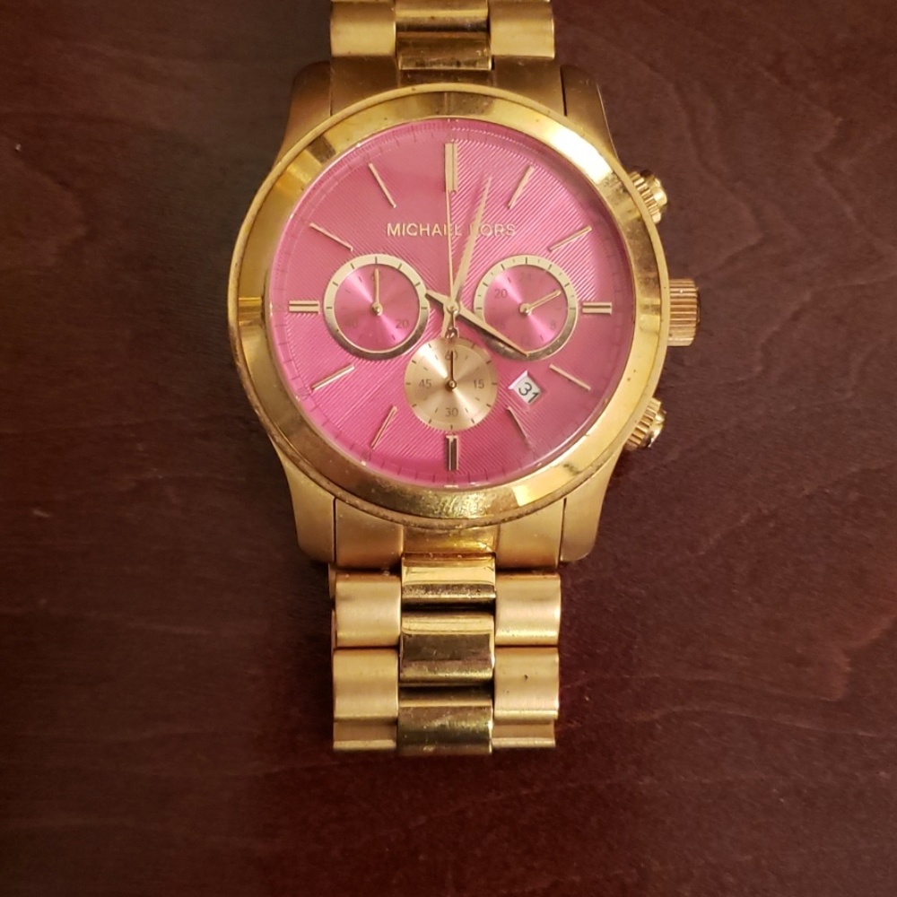 Mk watch